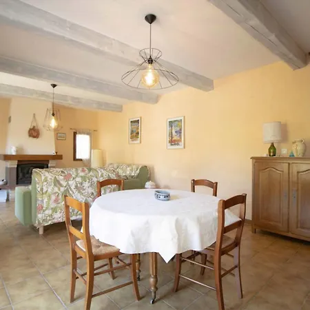 Large Spacious House In Fréjus